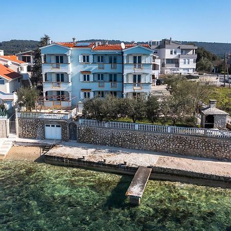 Apartments Seaside Бибинє Екстер'єр фото