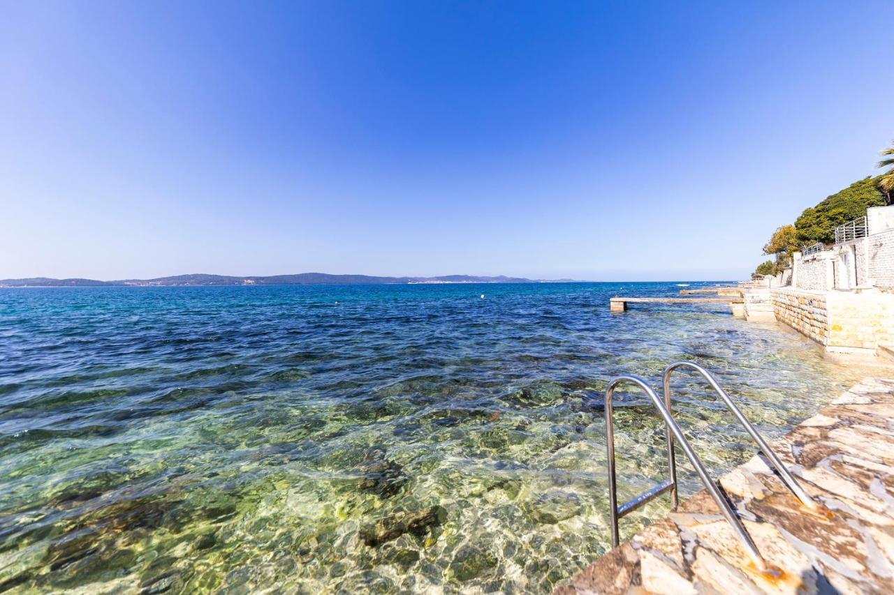 Apartments Seaside Бибинє Екстер'єр фото